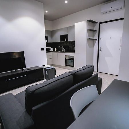 De Luca 6 Apartments Салерно Екстериор снимка