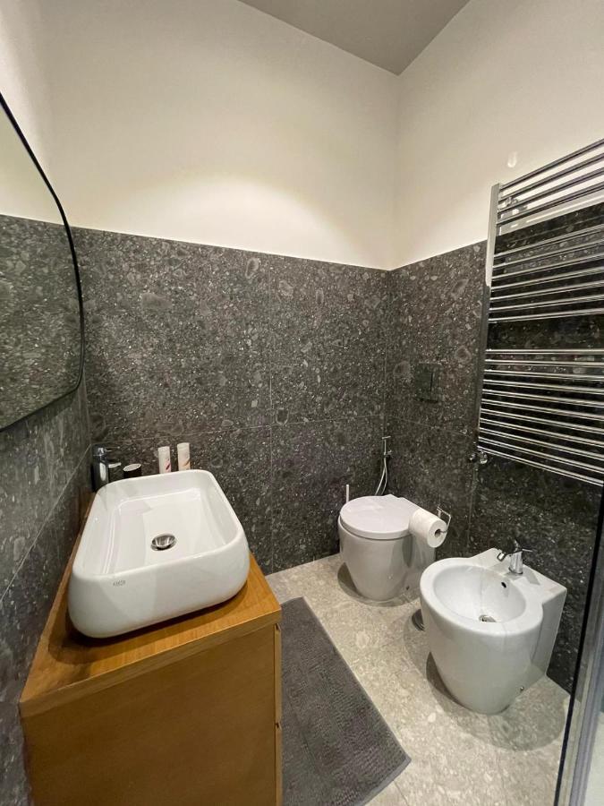 De Luca 6 Apartments Салерно Екстериор снимка
