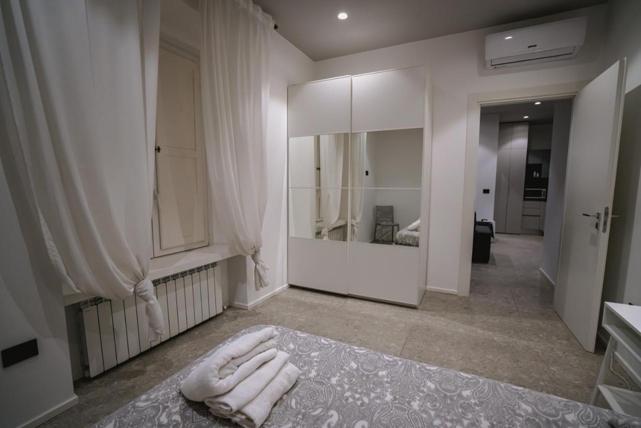 De Luca 6 Apartments Салерно Екстериор снимка