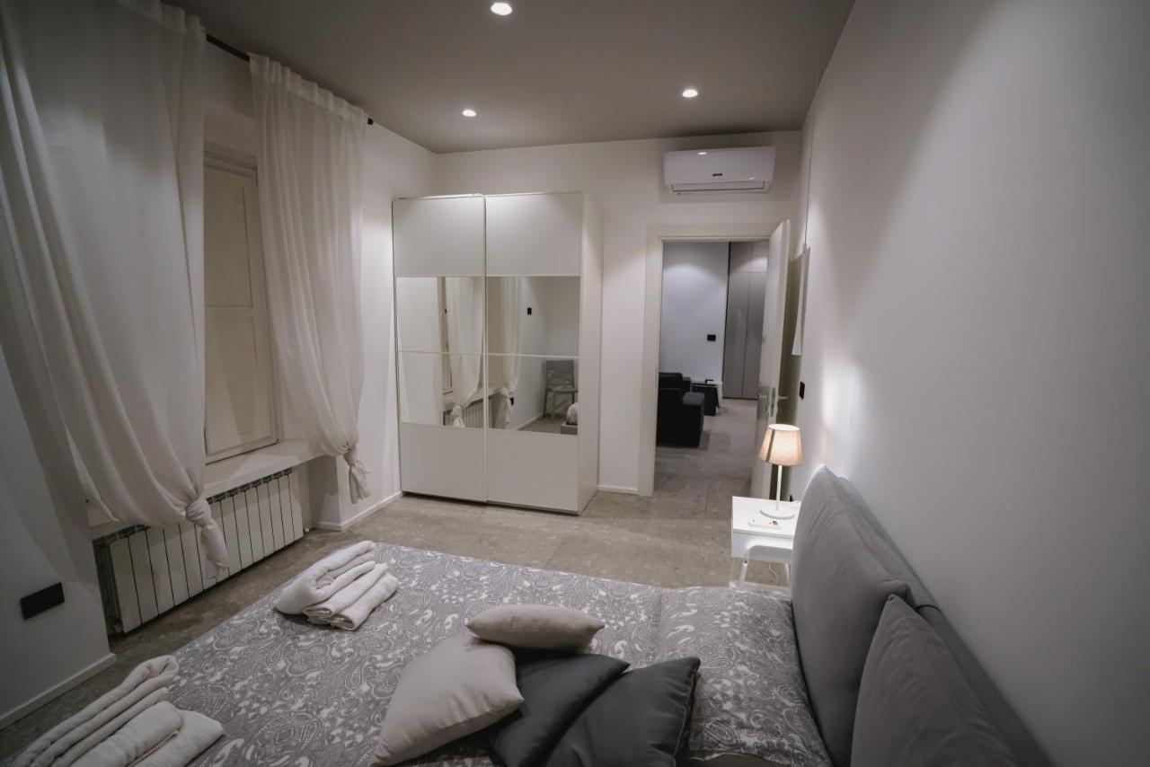 De Luca 6 Apartments Салерно Екстериор снимка
